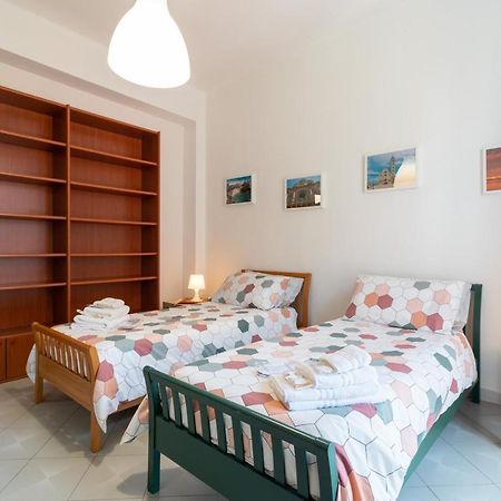 Chicca Casa Vacanze Bari Exteriör bild