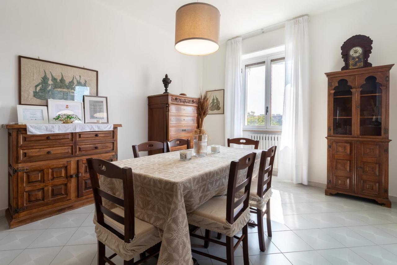 Chicca Casa Vacanze Bari Exteriör bild